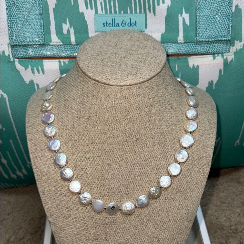Stella & Dot Freshwater Pearl Necklace